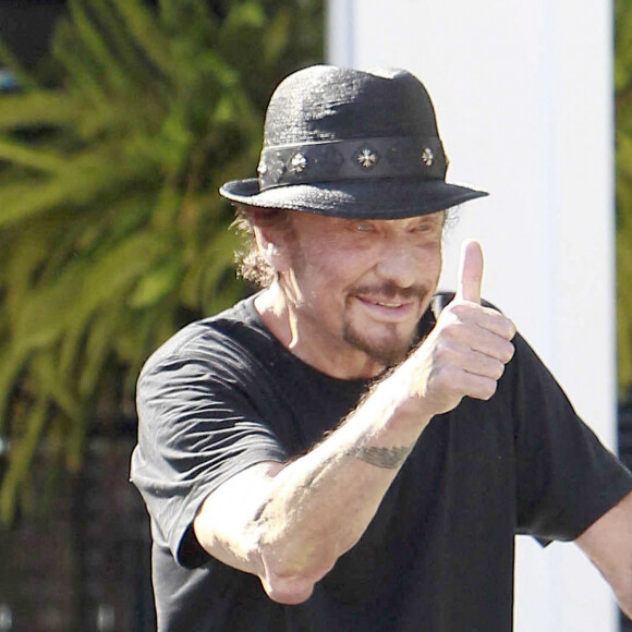 Johnny Hallyday devant sa maison de Pacific Palisades, à Los Angeles, le 9 septembre 2012. 