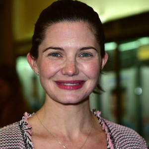 Delphine Chanéac pour la pièce "Welcome à St Tropez" - Soirée de présentation de l'événement théâtral du début de l'année 2016 au théâtre Le Palace à Paris, le 30 novembre 2015. © Giancarlo Gorassini/Bestimage