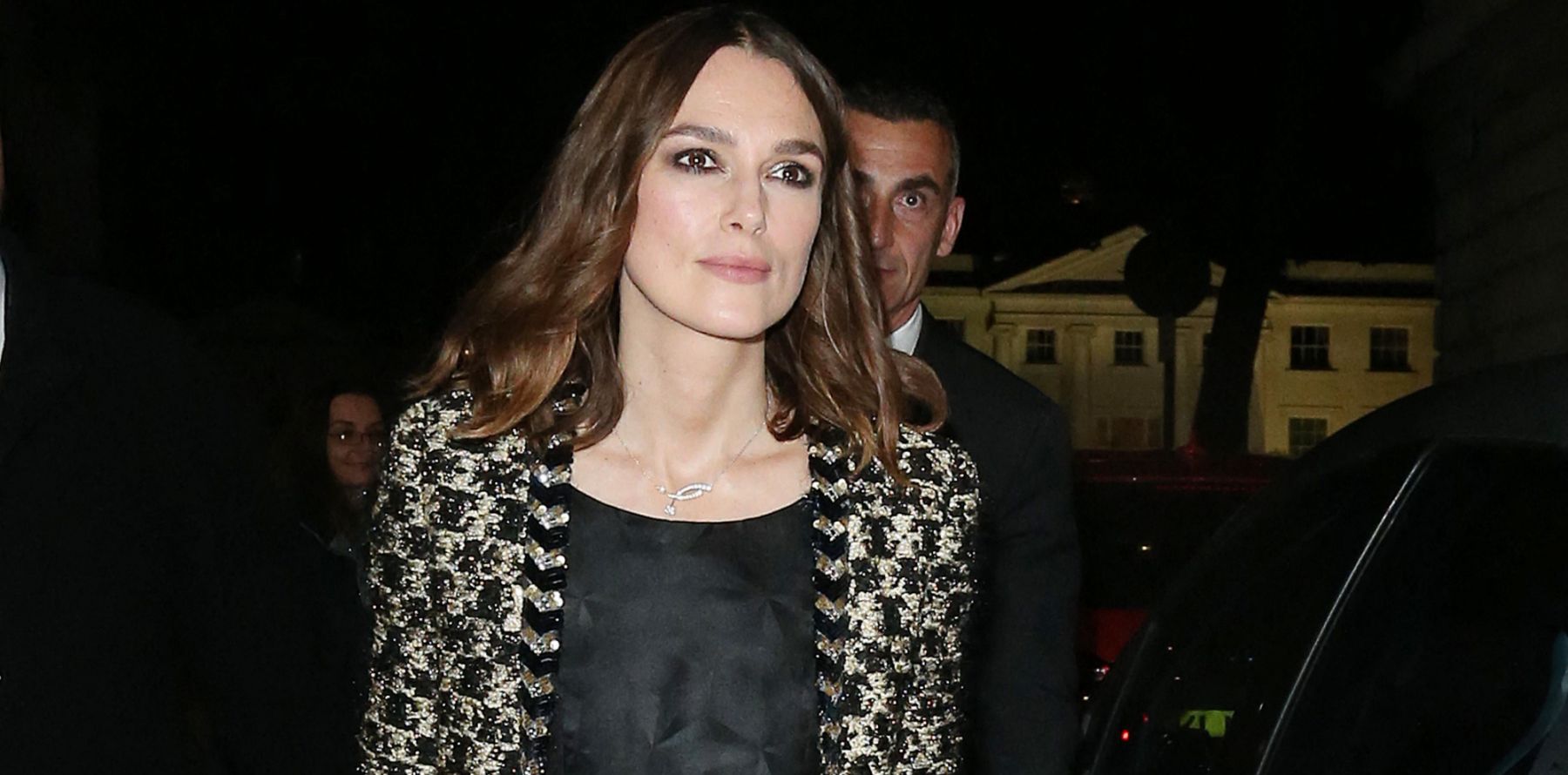 Keira Knightley radieuse en Chanel : rare sortie avec son mari James, l