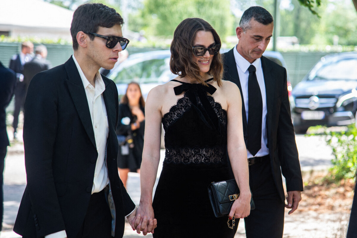 Photo : Keira Knightley et son mari James au défilé de mode Haute