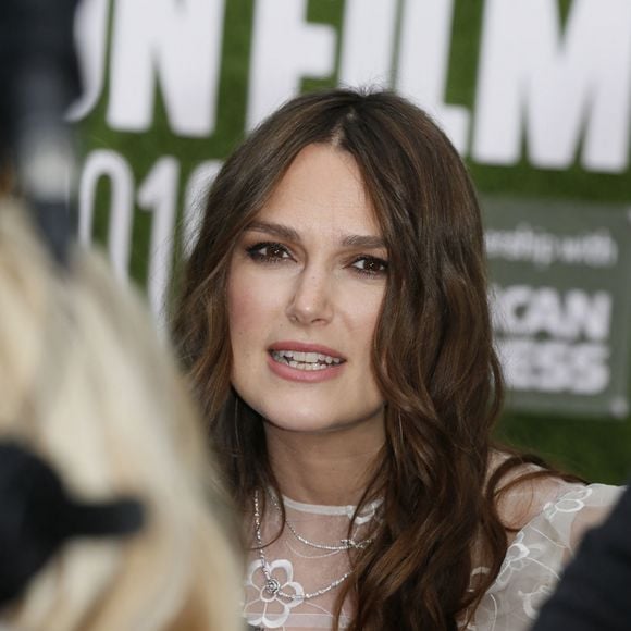 Keira Knightley à la première de Official Secrets à Londres le 10 octobre 2019.