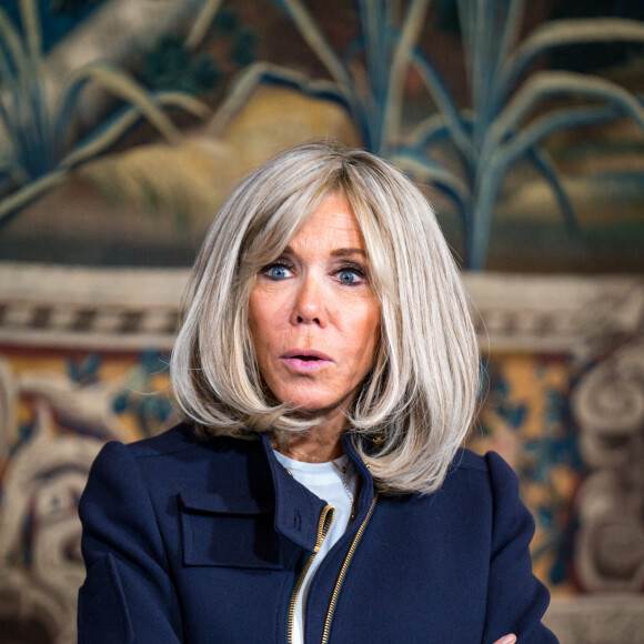 Déjeuner des ministres et leurs binômes, présidée par la Première ministre, en présence de Brigitte Macron, dans le cadre de la 26ème edition de la Semaine européenne pour l'emploi des personnes handicapées (SEEPH), et à l'occasion de la journée du DuoDay à l'hôtel de Matignon à Paris