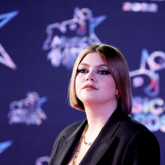 Louane au photocall de la 24ème édition des "NRJ Music Awards (NMA)" au Palais des Festivals à Cannes le 18 novembre 2022. © Dominique Jacovides / Bestimage