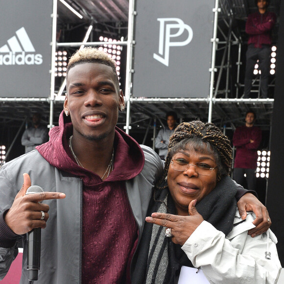 Paul Pogba et sa mère Yeo Moriba - Paul Pogba participe au lancement de sa 3e collection capsule Adidas à Paris le 30 avril 2018. © Veeren/Bestimage.