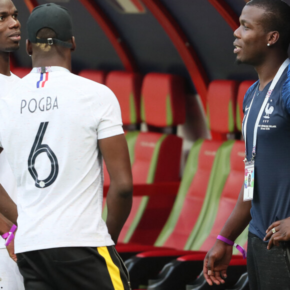 Paul Pogba et ses frères Florentin Pogba et Mathias Pogba - Célébrités dans les tribunes opposant la France à l'Argentine lors des 8ème de finale de la Coupe du monde à Kazan en Russie le 30 juin 2018 © Cyril Moreau/Bestimage.