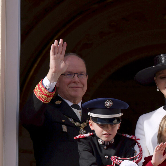 Le prince Albert II de Monaco, La princesse Charlène de Monaco, Le prince Jacques de Monaco, marquis des Baux, La princesse Gabriella de Monaco, comtesse de Carladès lors de la Fête Nationale de la principauté de Monaco, le 19 novembre 2022. © Claudia Albuquerque/Bestimage 