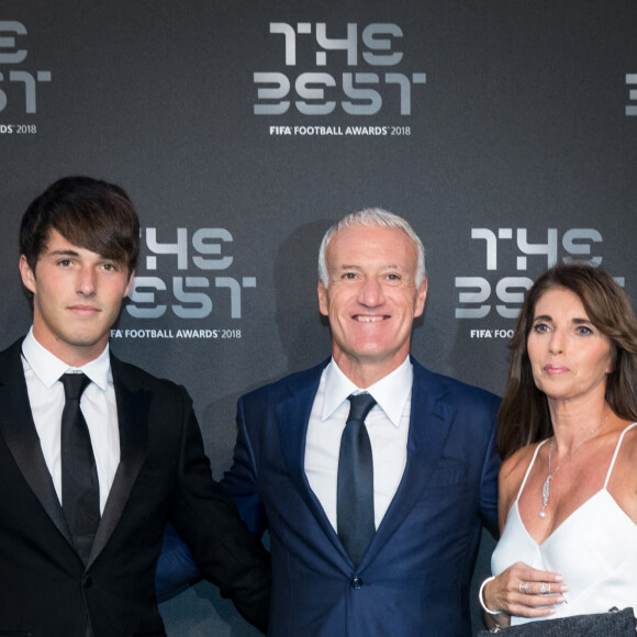 Didier Deschamps, sa femme Claude et leur fils Dylan - Les célébrités arrivent à la cérémonie des Trophées Fifa 2018 au Royal Festival Hall à Londres, Royaume Uni, le 25 septembre 2018. © Cyril Moreau/Bestimage