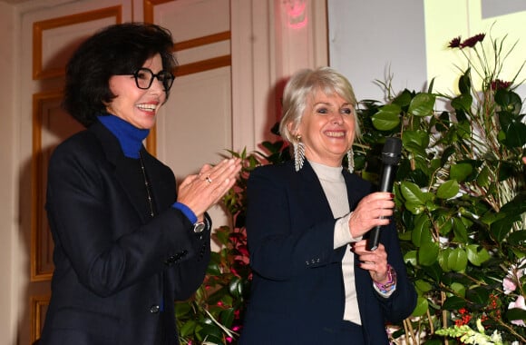 Rachida Dati et Isabelle Rome, prix de la femme d'influence politique - Remise du prix de la Femme d'Influence 2022 au Palais Brogniart à Paris le 21 novembre 2022. © Veeren / Bestimage