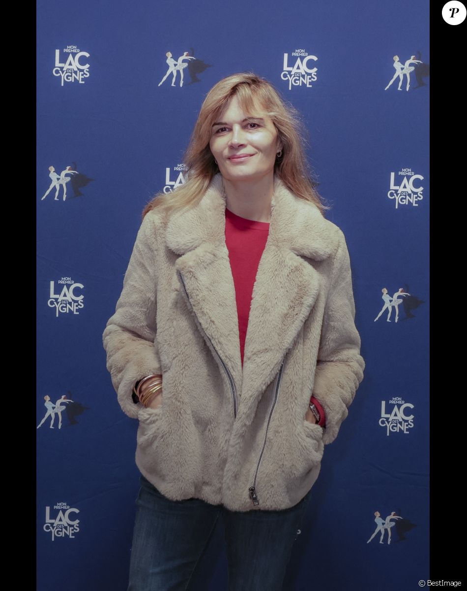 Exclusif - Marina Hands - Première du spectacle "Mon Premier Lac des Cygnes" au Théâtre Mogador à Paris, le 19 novembre 2022. © Jack Tribeca / Bestimage