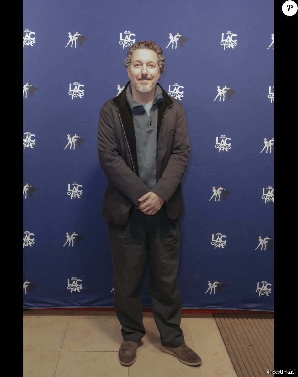 Exclusif - Guillaume Gallienne - Première du spectacle "Mon Premier Lac des Cygnes" au Théâtre Mogador à Paris, le 19 novembre 2022. © Jack Tribeca / Bestimage