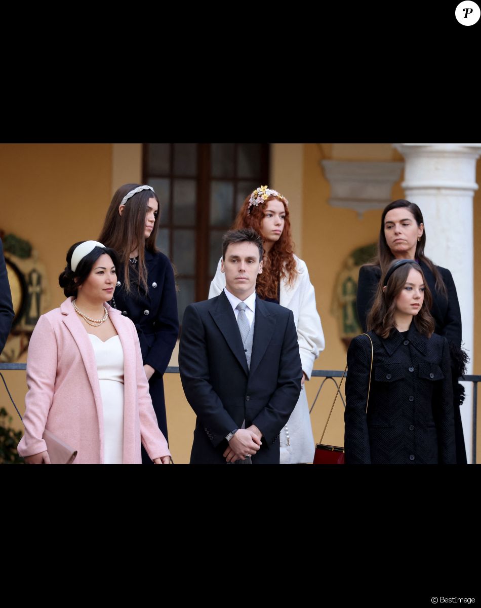 Louis Ducruet, sa femme Marie Chevallier et La princesse Alexandra de Hanovre - La famille princière de Monaco dans la cour du palais lors de la Fête Nationale de la principauté de Monaco le 19 novembre 2022. © Dominique Jacovides / Bruno Bebert / Bestimage