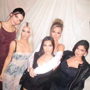 Kim Kardashian et ses soeurs Kourtney, Khloé, Kylie et Kendall sur Instagram.