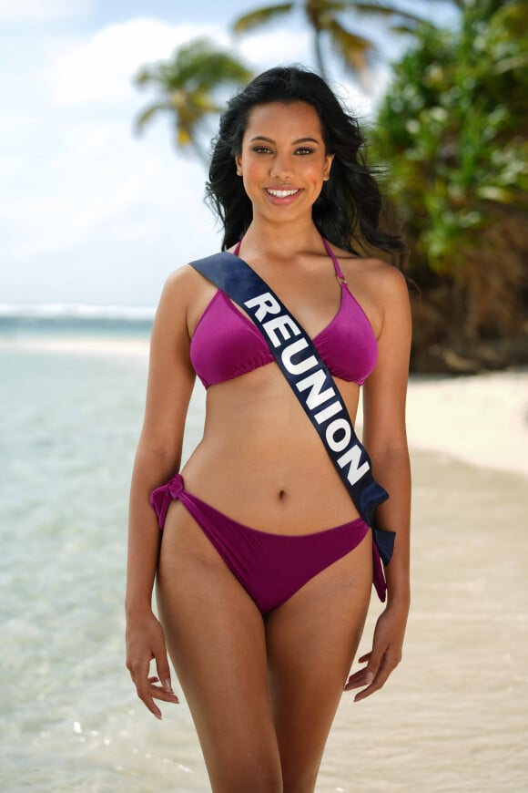 Marion Marimoutou (Miss Réunion), photo officielle en bikini pour le concours Miss France 2023