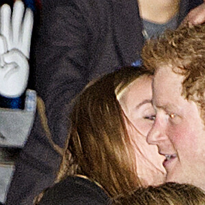 Le prince Harry d'Angleterre et sa compagne Cressida Bonas au "We Day UK" au Wembley Arena à Londres, le 7 mars 2014. 