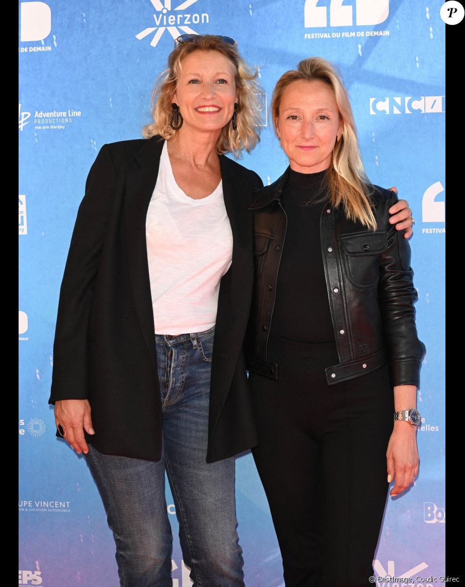Alexandra Lamy et Audrey Lamy - Photocall de la première édition du Festival du Film de Demain au Ciné Lumière à Vierzon. Le 3 juin 2022 © Coadic Guirec / Bestimage