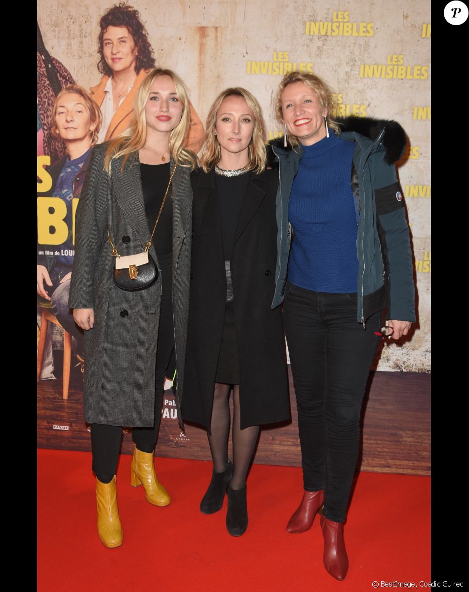 Alexandra Lamy avec sa fille Chloe Jouannet et sa soeur Audrey Lamy - Avant-première du film "Les Invisibles" au cinéma Gaumont Opéra à Paris, le 7 janvier 2019. © Coadic Guirec/Bestimage