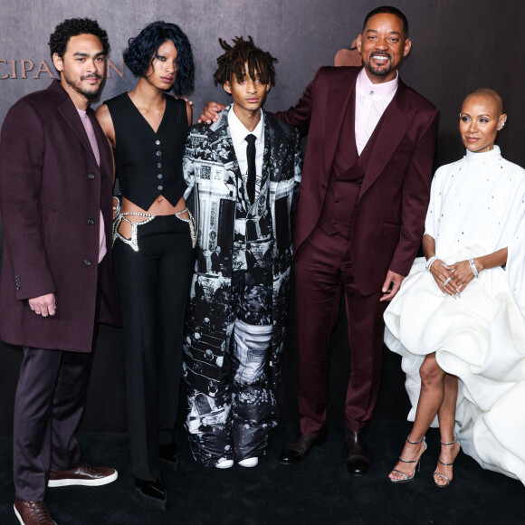 Trey Smith, Willow Smith, Jaden Smith, Will Smith et sa femme Jada Pinkett Smith à la première du film Apple Original "Emancipation" au Regency Village Theatre de Westwood, à Los Angeles, Californie, Etats-Unis, le 30 novembre 2022. 