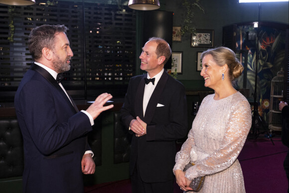 Lee Mack - Le prince Edward, comte de Wessex, et Sophie, comtesse de Wessex, lors du spectacle annuel "Royal Variety Performance" au Royal Albert Hall à Londres. Le 1er décembre 2022 