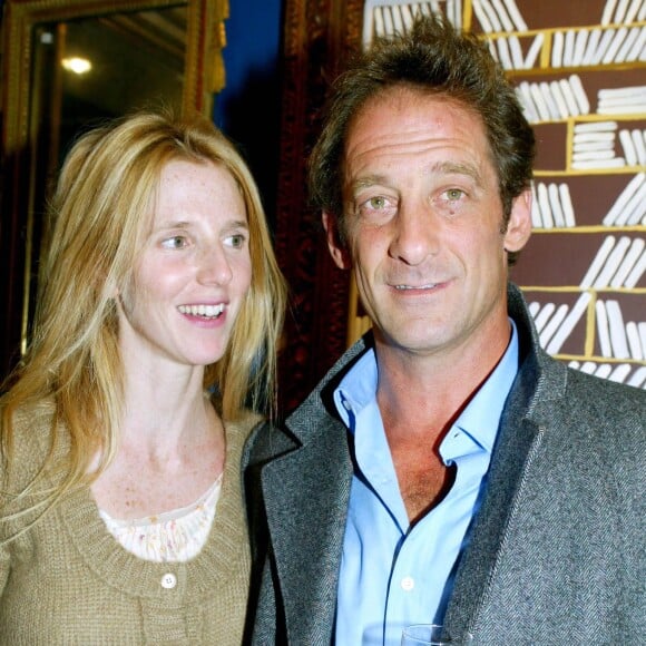 Sandrine Kiberlain et Vincent Lindon à Paris en 2003.