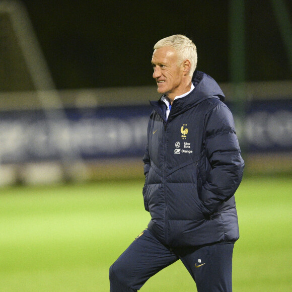 Didier Deschamps, sélectionneur et entraineur de l'équipe de France, lors de l'entraînementde l'équipe de France de football au centre de formation et centre National du Footbal de Clairefontaine-en-Yvelines, France, le 14 novembre 2022. © Jean-Baptiste Autissier/Panoramic/Bestimage  Training of the French soccer team at the training center and National Footbal Center in Clairefontaine-en-Yvelines, France, on November 14, 2022. 