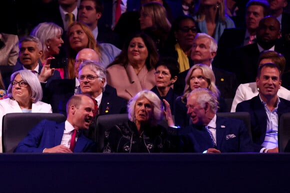 Le prince William, duc de Cambridge, Camilla Parker Bowles, duchesse de Cornouailles, Le prince Charles, prince de Galles - Concert du jubilé de platine de la reine devant le palais de Buckingham à Londres le 4 juin 2022. 