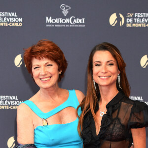 Véronique Genest et Jennifer Lauret lors du photocall de la soirée d'ouverture du 58ème festival de Télévision de Monté-Carlo au Grimaldi Forum à Monaco le 15 juin 2018. © Bruno Bebert / Bestimage