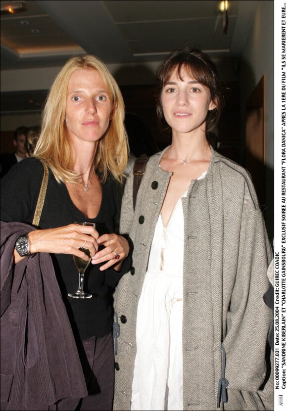 Sandrine Kiberlain et Charlotte Gainsbourg - soirée après la première du film Ils se marièrent et eurent beaucoup d'enfants d'Yvan Attal en 2004