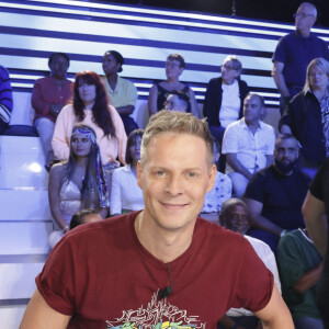 Matthieu Delormeau sur le plateau de l'émission "Touche Pas à Mon Poste (TPMP)", présentée par C.Hanouna et diffusée en direct sur C8 le 22 septembre © Jack Tribeca / Bestimage 