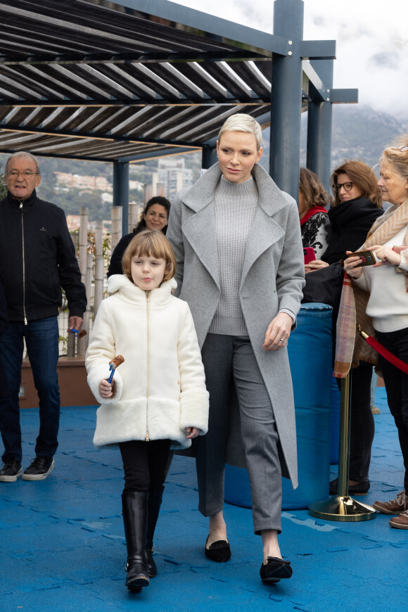 Le prince Albert II et la princesse Charlène de Monaco, accompagnés de leurs enfants Jacques et Gabriella, au Musée océanographique de Monaco. Le 10 décembre 2022. © Olivier Huitel / Pool Monaco / Bestimage