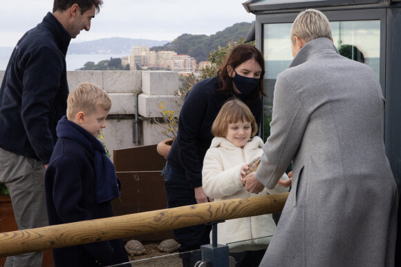 Le prince Albert II et la princesse Charlène de Monaco, accompagnés de leurs enfants Jacques et Gabriella, au Musée océanographique de Monaco. Le 10 décembre 2022. © Olivier Huitel / Pool Monaco / Bestimage