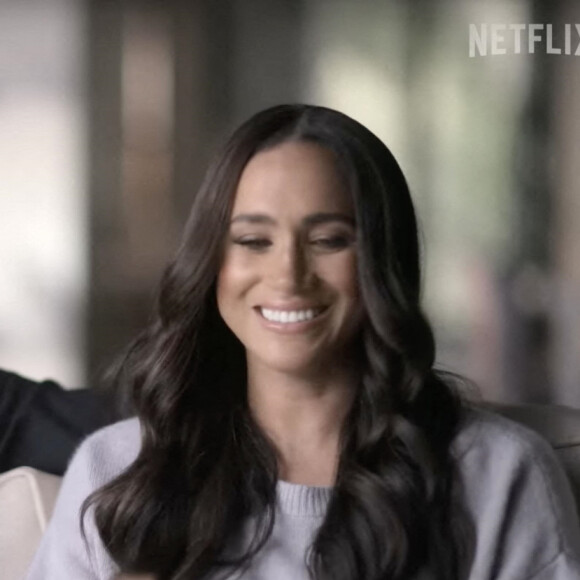 Images du documentaire Netflix "Harry & Meghan". La série comporte six parties et couvre la relation du couple depuis leurs premières fréquentations jusqu'à leur décision de prendre du recul en tant que membres actifs de la famille royale britannique et leurs activités ultérieures. 