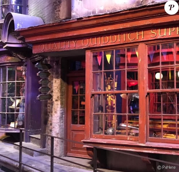 Rendez le Noël de votre enfant magique avec ces jeux Harry Potter