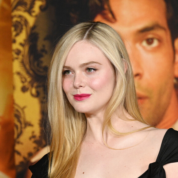 Elle Fanning - Première du film "Babylon" à Los Angeles, le 15 décembre 2022. @ Agence / Bestimage