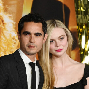 Elle Fanning et Max Minghella - Première du film "Babylon" à Los Angeles, le 15 décembre 2022. @ Agence / Bestimage