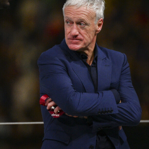 deception des joueurs de l equipe de France Didier Deschamps entraineur / Selectionneur France - Remise du trophée de la Coupe du Monde 2022 au Qatar (FIFA World Cup Qatar 2022) à l'équipe d'argentine après sa victoire contre la France en finale (3-3 - tab 2-4). Doha, le 18 décembre 2022. 