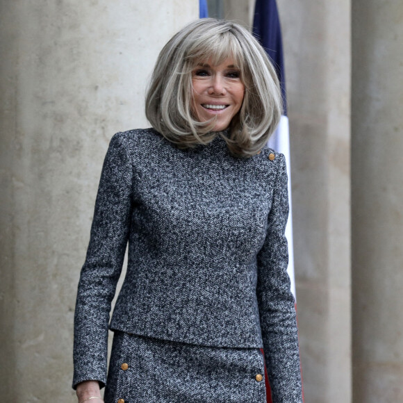 Brigitte Macron reçoit la première dame de l'Ukraine Olena Zelenska au palais de l'Elysée à Paris. © Stéphane Lemouton / Bestimage 