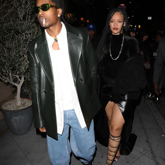 Exclusif - Rihanna et son compagnon ASAP Rocky se rendent au lounge Fleur Room pour fêter la sortie du whisky Mercer & prince de ASAP à West Hollywood le 12 novembre 2022. La fête était organisée par ASAP Rocky et Whalecard.