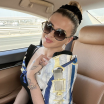 Kelly Vedovelli en vacances à Dubaï et sous le feux des critiques : elle répond aux "vieilles biques"