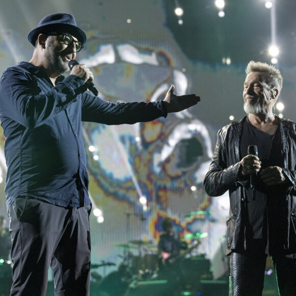 Exclusif - Kad Merad et Florent Pagny - Concert hommage à Johnny Hallyday "Que je t'aime" à l'AccorHotels Arena Paris Bercy à Paris. Le 14 septembre 2021 © Borde-Jacovides-Moreau / Bestimage 