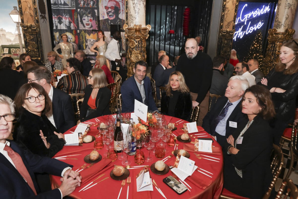 Photo Exclusif Table Président Action Enfance Gil Alma Et Séverine Ferrer 1ère Soirée 5224