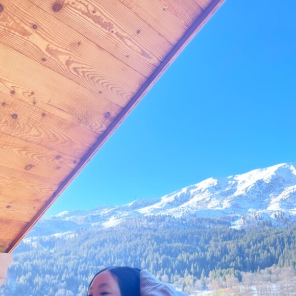 Joy Hallyday et Alcéa en vacances au ski