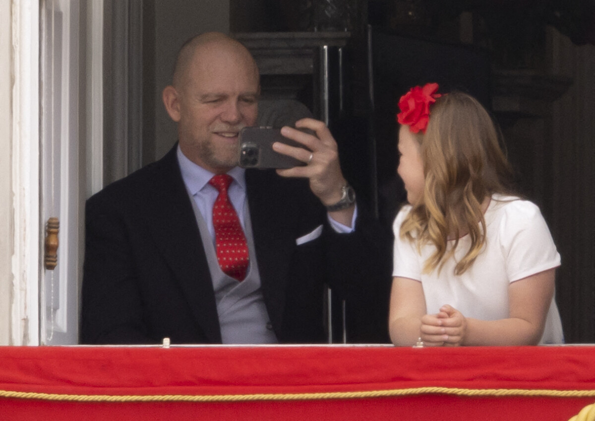 Photo : Mike Tindall et sa fille Mia Grace - Les membres de la famille ...