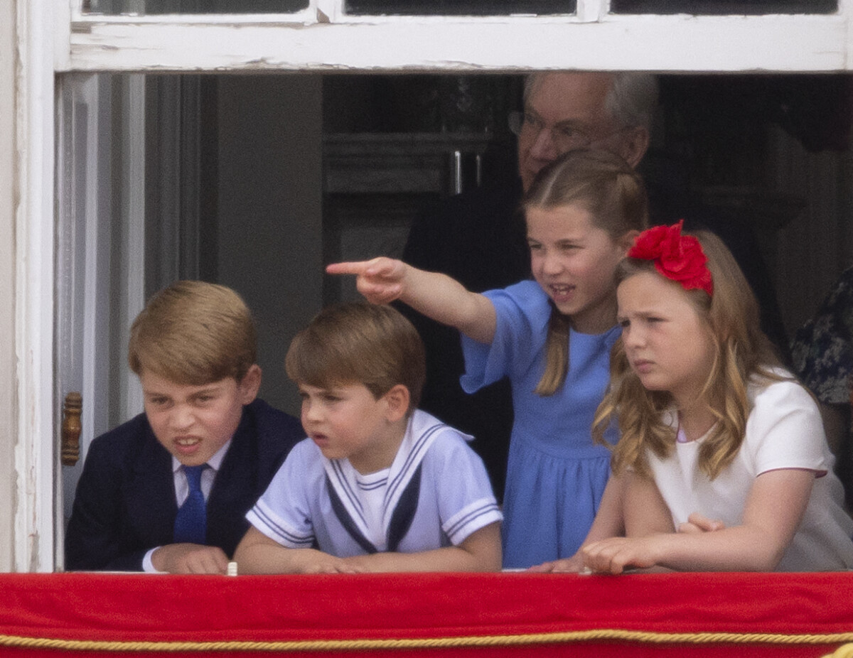 Photo Le Prince George De Cambridge Le Prince Louis La Princesse Charlotte Et Mia Grace 