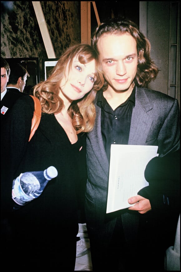Archives - Carla Bruni et son compagnon Vincent Perez en 1994.