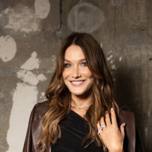 Carla Bruni-Sarkozy - Photocall Défilé Messika haute joaillerie 2022 collection "Beyond The Light" lors de la fashion week PAP femme printemps / été 2023 le 29 septembre 2022. © Agence Bestimage