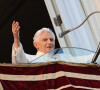 Dernier salut de Benoit XVI au Vatican a Rome en Italie le 28 fevrier 2013.