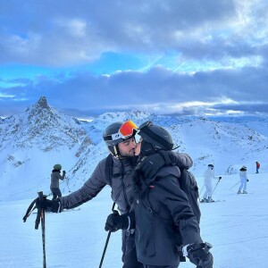 Jessica Thivenin et Thibault Garcia en vacances au ski, décembre 2022