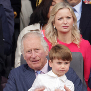 Le prince Louis,, le prince Charles - La famille royale d'Angleterre lors de la parade devant le palais de Buckingham, à l'occasion du jubilé de la reine d'Angleterre. Le 5 juin 2022 