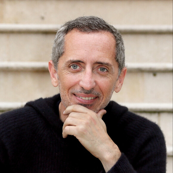 Le comédien Gad Elmaleh participe à la 31ème édition du festival du film de Sarlat avec le film en compétition "Reste un peu", à Sarlat-la-Caneda, France, le 8 novembre 2022. © Patrick Bernard/Bestimage 