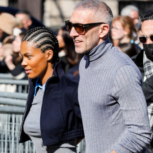 Vincent Cassel et sa femme Tina Kunakey - Arrivées au défilé femme Miu Miu Automne/Hiver 2022/2023 lors de la Fashion Week de Paris au palais d'Iéna à Paris, France, le 8 mars 2022. © Veeren-Clovis/Bestimage